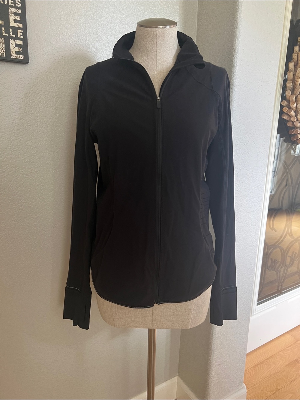 Lululemon Women’s Black Zip-Front Jacket